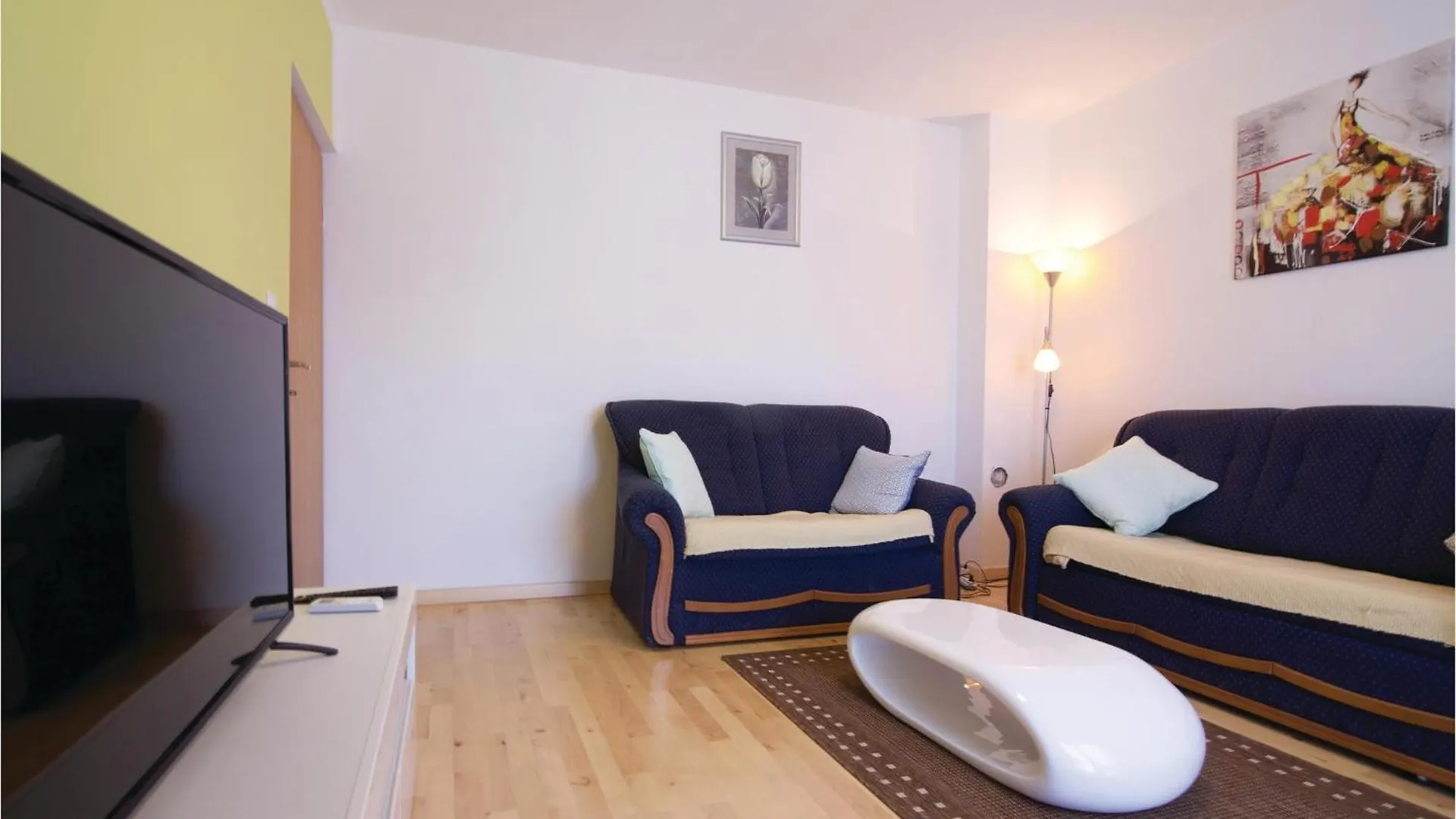 4 Bedroom Pet Friendly Home In Polaca Holiday home